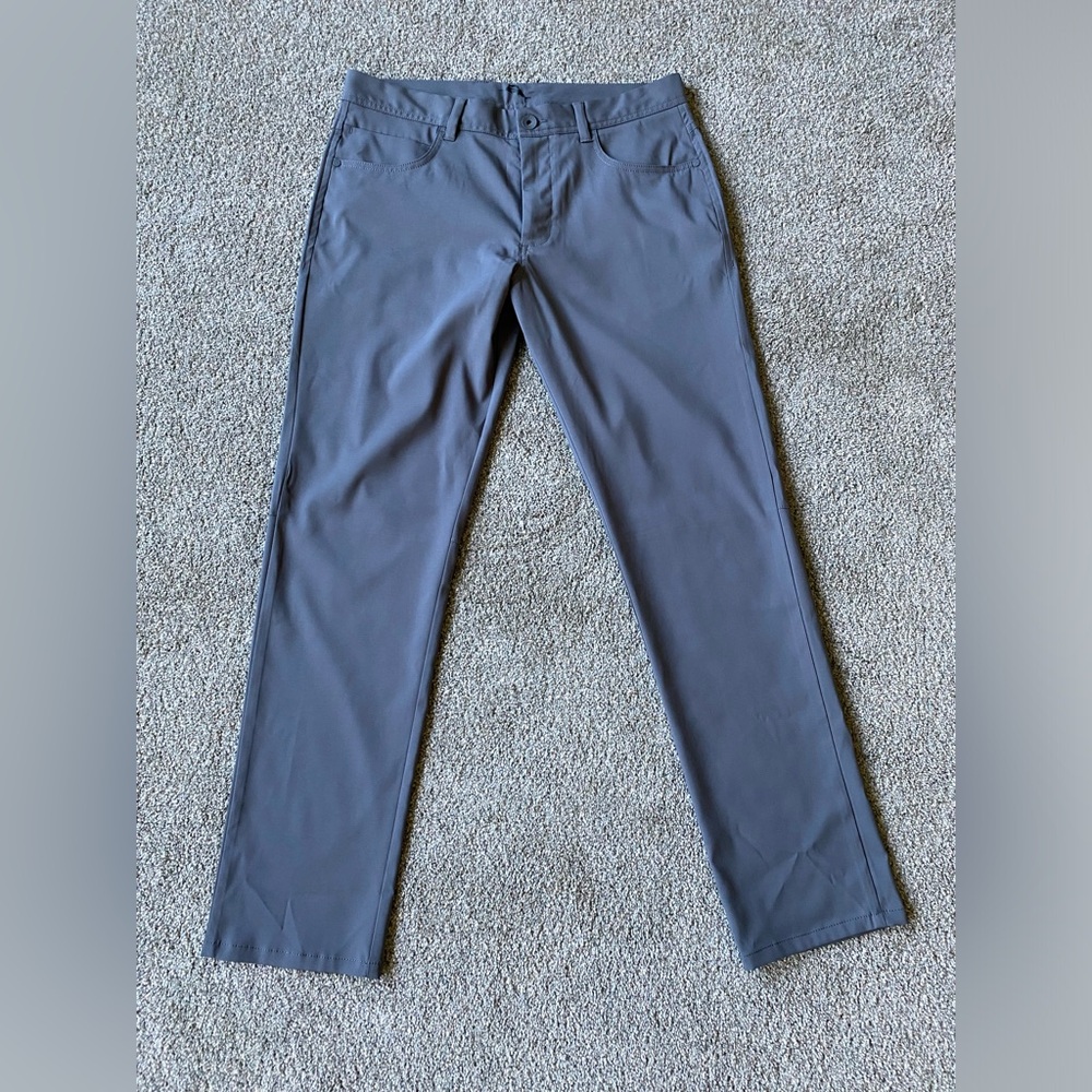 TOMMY BAHAMA MENS ISLAND ZONE GRAY PANTS Size 32x34 Unworn